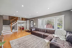 76 S Bay Dr, Massapequa, NY 11758 - Photo 5