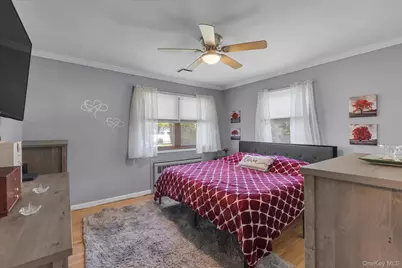88 Colonial Street, East Northport, NY 11731 - Photo 9