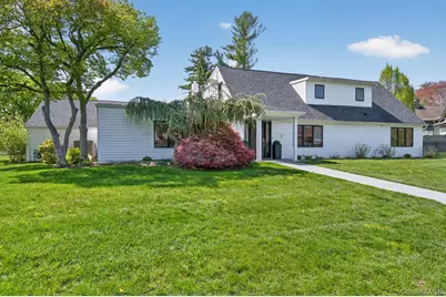 2 Sherwood Lane, Roslyn Heights, NY 11577 - Photo 19