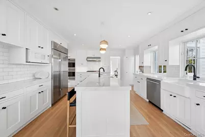 15 Bishop Place, Larchmont, NY 10538 - Photo 19