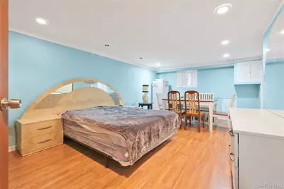 6154 77th Place, Middle Village, NY 11379 - Photo 21