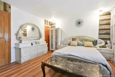 6154 77th Place, Middle Village, NY 11379 - Photo 17