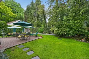 28 Midway Ave, Locust Valley, NY 11560 - Photo 11