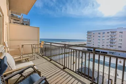 25 Neptune Boulevard #4H, Long Beach, NY 11561 - Photo 1