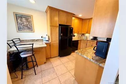 81 Stanford Court #B, Wantagh, NY 11793 - Photo 7