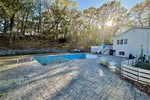 35 Shelton Ct, Ronkonkoma, NY 11779 - Photo 15
