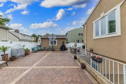 102 Davison Avenue, Oceanside, NY 11572 - Photo 25