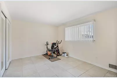 148 Harris Drive, Oceanside, NY 11572 - Photo 17