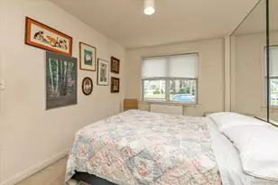 3 Edwards St, Roslyn Heights, NY 11577 - Photo 13