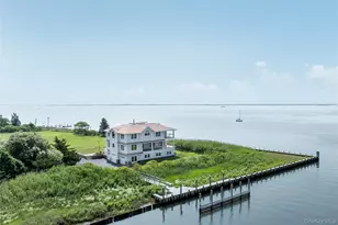 7 Convent Ln, Center Moriches, NY 11934 - Photo 7