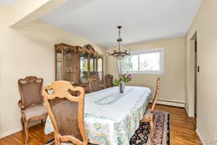 2011 Abbot Ave, Merrick, NY 11566 - Photo 7