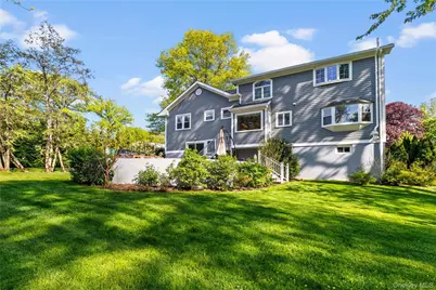 8 Rugby Road, New Rochelle, NY 10804 - Photo 31