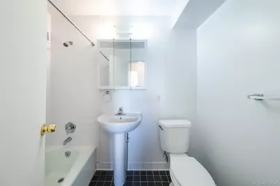7 Lake Street #4-K, White Plains, NY 10603 - Photo 17