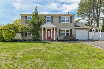 2 Deer Path, Patchogue, NY 11772 - Photo 1
