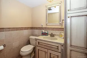 11 Craig Dr, South Huntington, NY 11746 - Photo 25