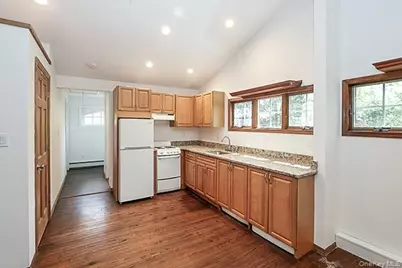 11 Craig Drive, South Huntington, NY 11746 - Photo 27