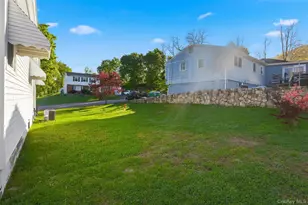 2 Crescent Dr, Beacon, NY 12508 - Photo 27
