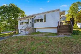 2 Crescent Dr, Beacon, NY 12508 - Photo 3