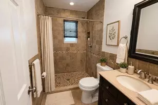 2516 Eastchester Rd, Bronx, NY 10469 - Photo 9