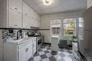 82-79 166th St, Jamaica, NY 11432 - Photo 11