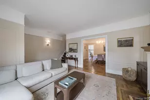 82-79 166th St, Jamaica, NY 11432 - Photo 7