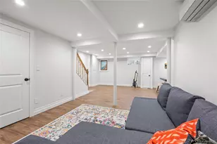 24 Beechhurst Ave, Floral Park, NY 11001 - Photo 31