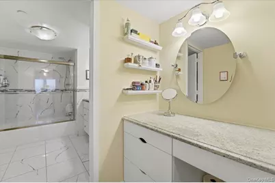 10 Stewart Place #5HW, White Plains, NY 10603 - Photo 21