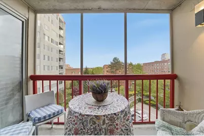 10 Stewart Place #5HW, White Plains, NY 10603 - Photo 7