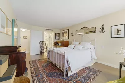 10 Stewart Place #5HW, White Plains, NY 10603 - Photo 19