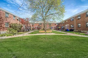 160-21 16th Ave, Whitestone, NY 11357 - Photo 17