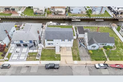 801 S Long Beach Avenue, Freeport, NY 11520 - Photo 3
