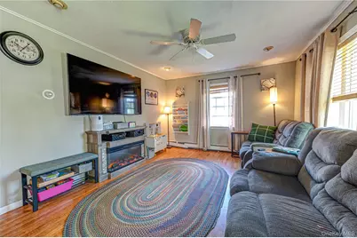 78 Cedar Oaks Avenue, Farmingville, NY 11738 - Photo 3