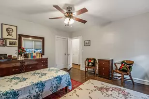 150 Burns, Forest Hills, NY 11375 - Photo 21