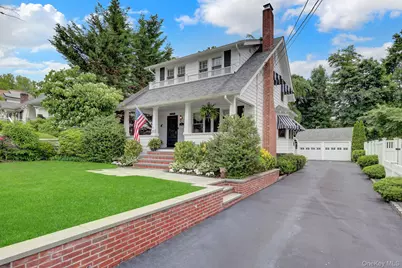 56 Oakland Street, Huntington, NY 11743 - Photo 1