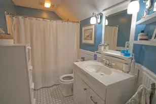 242 N 5th St, Lindenhurst, NY 11757 - Photo 15