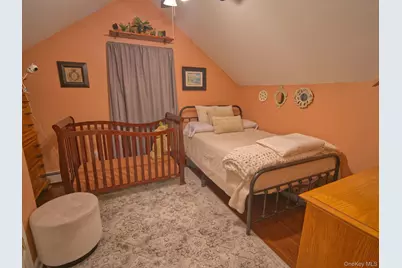 242 N 5th Street, Lindenhurst, NY 11757 - Photo 13