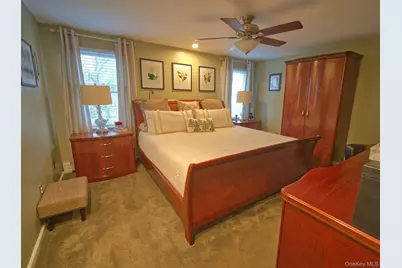 242 N 5th Street, Lindenhurst, NY 11757 - Photo 11