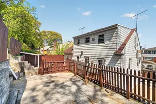 15 Halley St, Yonkers, NY 10704 - Photo 37