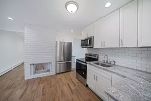 82 Elm Dr N, Levittown, NY 11756 - Photo 3