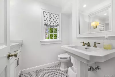 107 White Plains Road, Bronxville, NY 10708 - Photo 7
