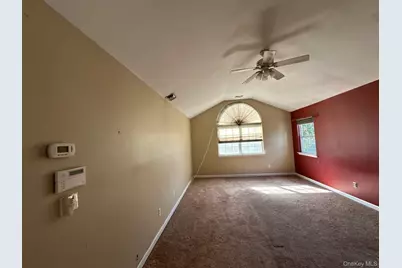2 East Avenue, Coram, NY 11727 - Photo 15