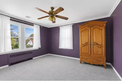 725 Scranton Avenue, East Rockaway, NY 11518 - Photo 17