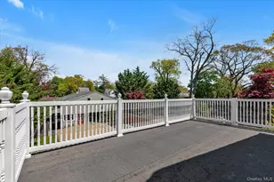 725 Scranton Ave, East Rockaway, NY 11518 - Photo 15