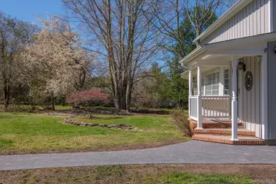 60A Union Avenue, Center Moriches, NY 11934 - Photo 5