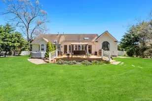 38 James Hawkins Rd, Moriches, NY 11955 - Photo 11