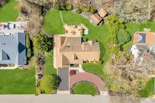 38 James Hawkins Rd, Moriches, NY 11955 - Photo 7