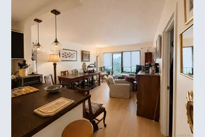 25-40 Shore Boulevard #14T, Astoria, NY 11102 - Photo 1