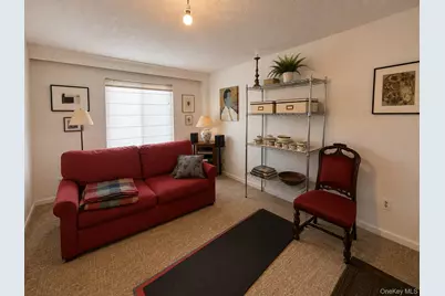 25-40 Shore Boulevard #14T, Astoria, NY 11102 - Photo 3