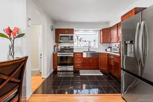 58-12 264th St, Little Neck, NY 11362 - Photo 5