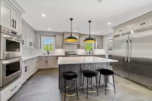 205 Hewlett Neck Rd, Hewlett, NY 11598 - Photo 11